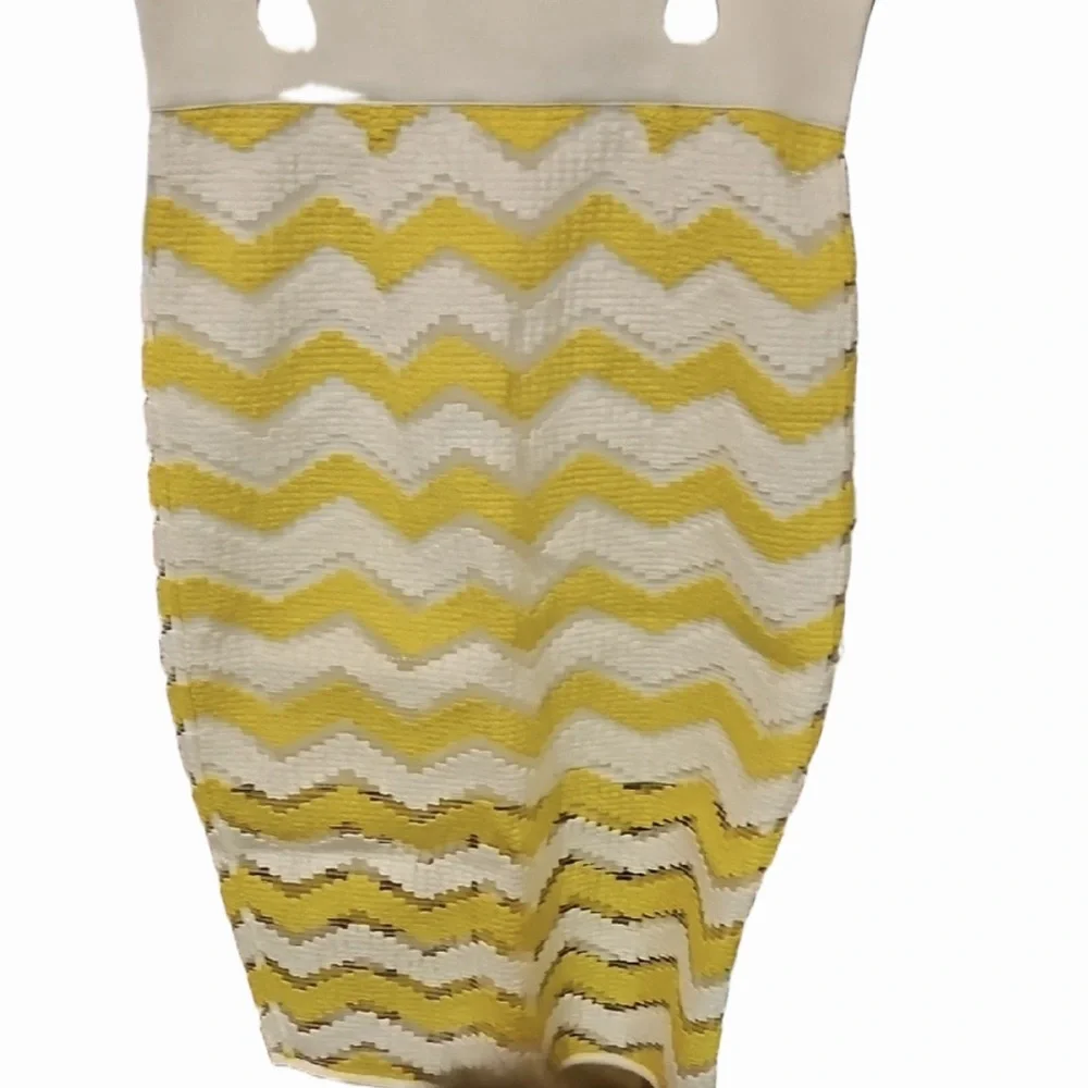 Milly size 10 yellow & white striped lace pencil skirt lined midway back zip